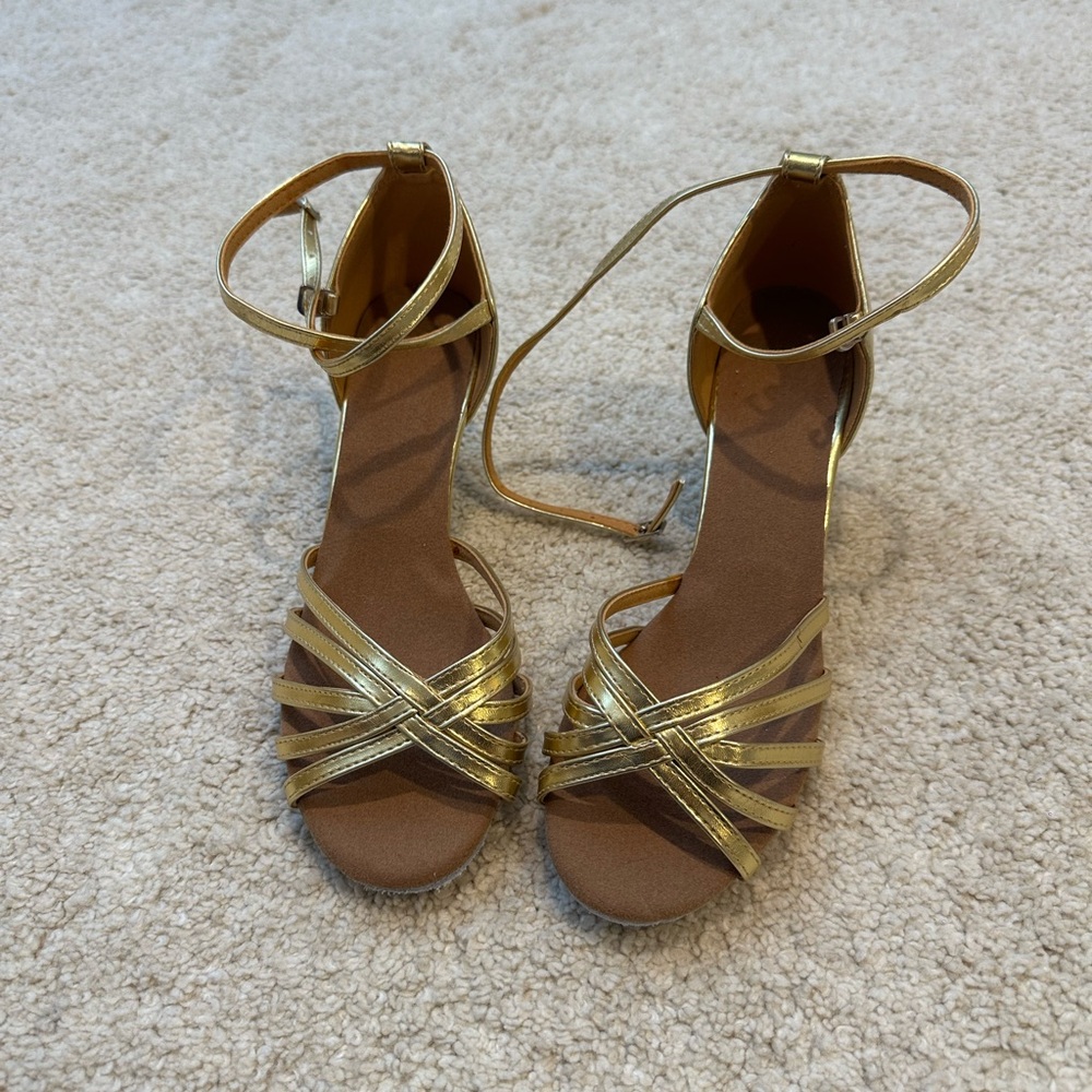 Elegant Gold Strappy Women's Sandals